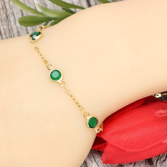 "Trendy Handmade Bracelet – A Stylish Gift for Women & Girls, MAR091533 - Picture 3 of 10